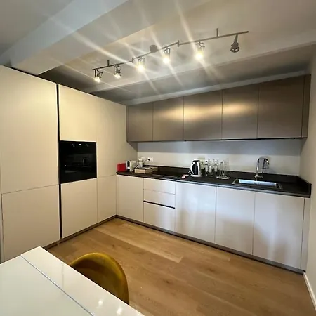 Appartamento La Casa In Piazza- 6 Posti Letto Genova